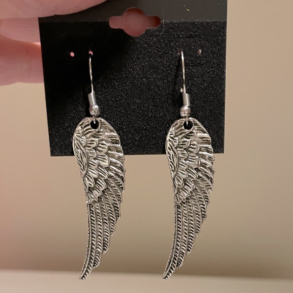 New Angel Wing Earrings - Picture 2 of 5